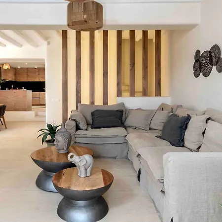 Вилла The Blue Diamond