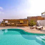 The Blue Diamond * Mykonos Town