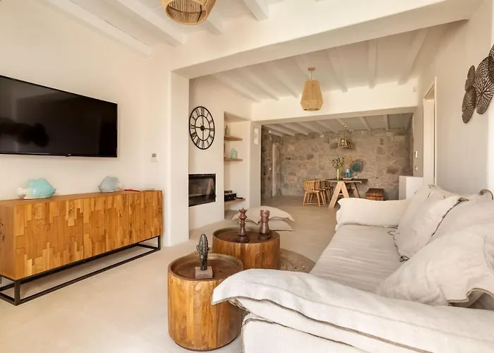 The Blue Diamond Mykonos Town